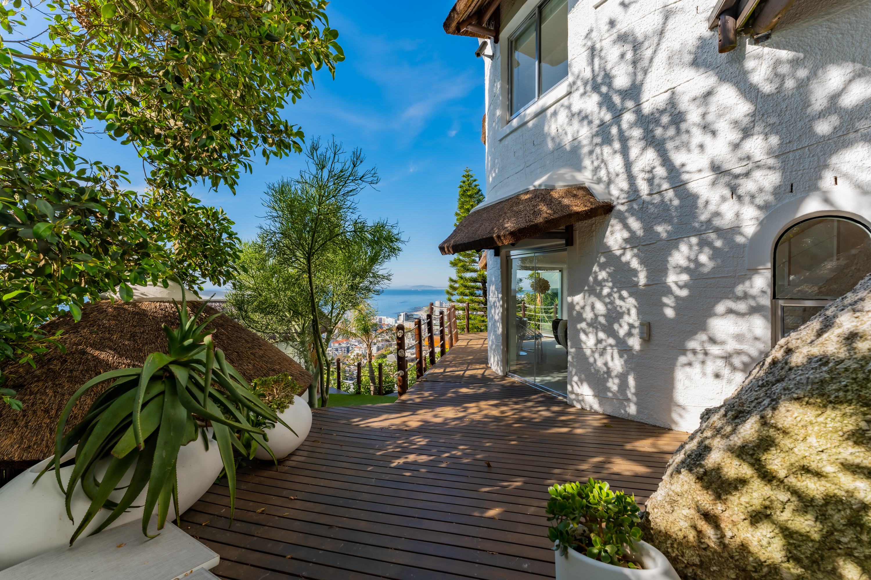 6 Bedroom Property for Sale in Bantry Bay Western Cape